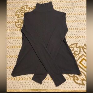 ALO Yoga Embrace Long sleeve turtleneck - XS Anthracite